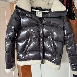 SAM. Jet Puffer GIGI Shearling
Jacket